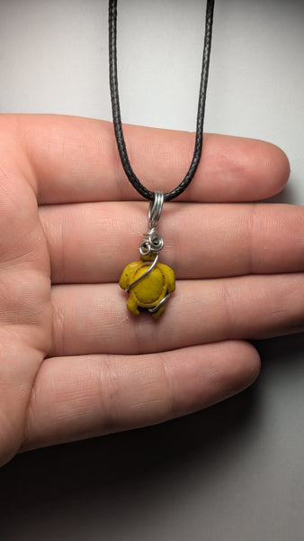 Howlite turtle dyed-yellow
