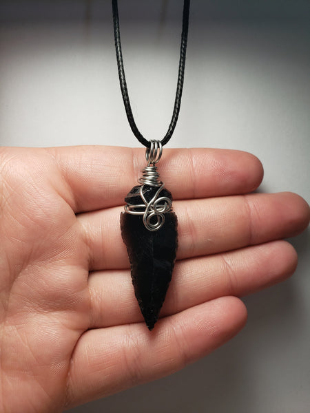 Obsidian arrowhead
