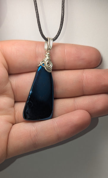 polished peacock ore necklace